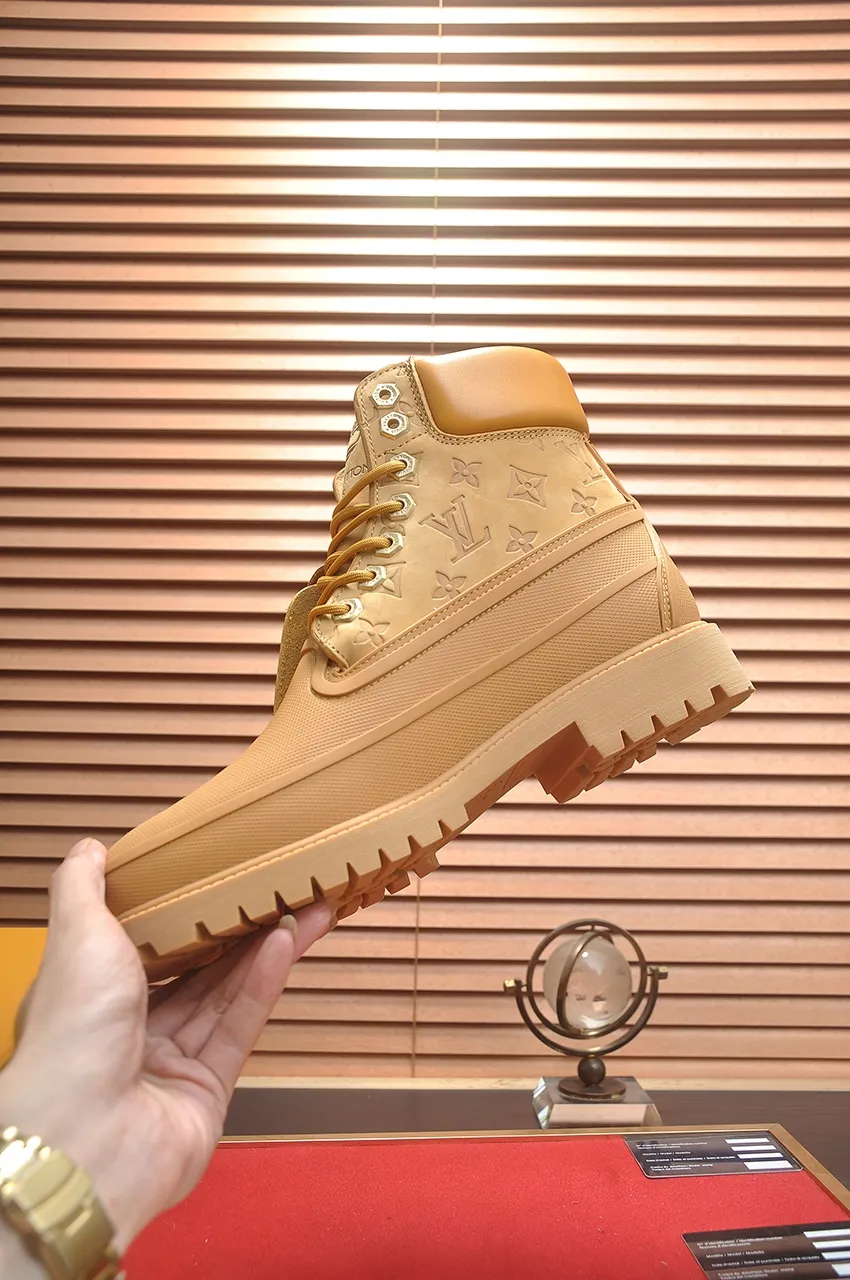 Men's men's shoes💰760💶[LOUIS VUITTON] new original order🍀LV Louis Vuitton* - top version of LV classic trendy shoes! Use imported original LV fabric with rubber surface, breathable mesh lining and original wear-resistant rubber foam outsole! High quality products! Code number 39-45 (46·47 customized)